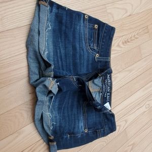 American eagle jean shorts.